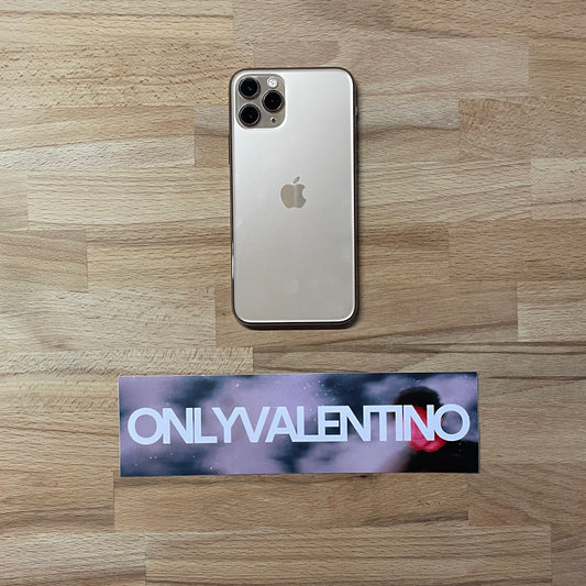ONLYVALENTINO Cloud Box Logo Sticker Scale